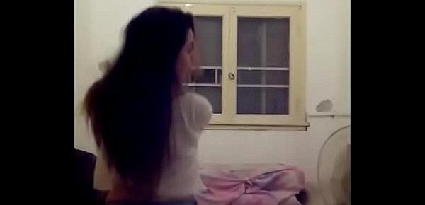  Chica Adolecente Moviendo Su Culito TEEN HD 2016 GIRL